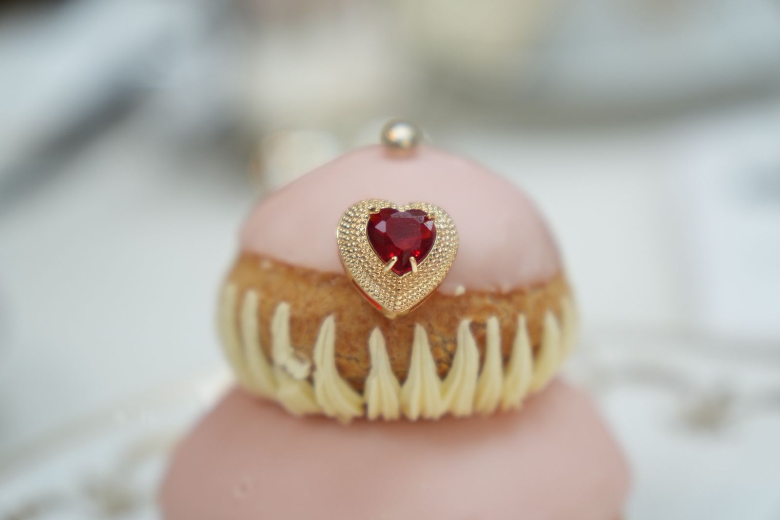 Broche Amour